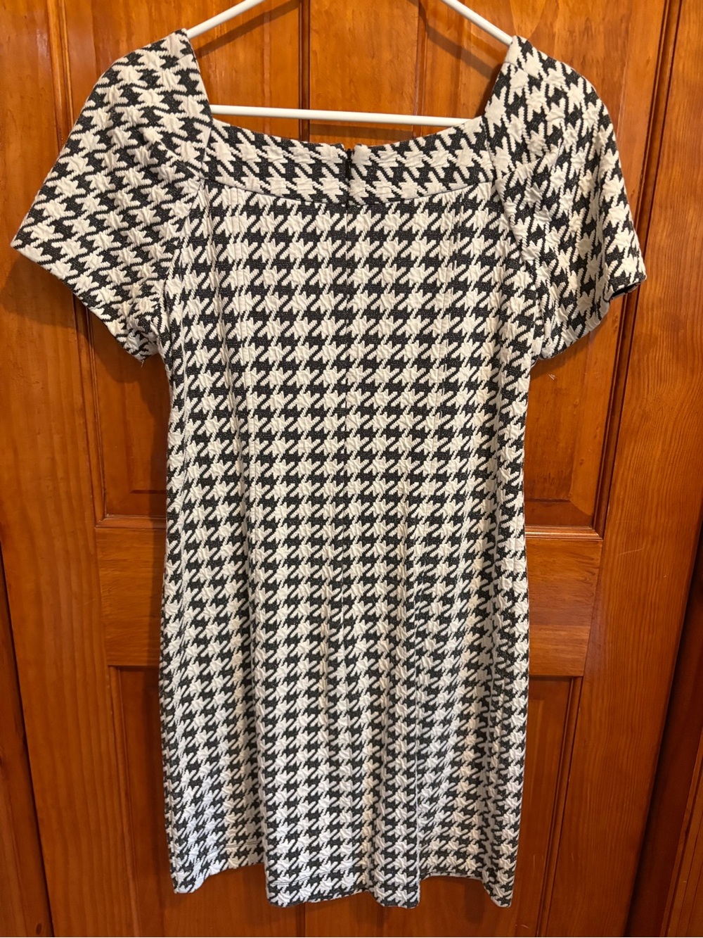 Rabbit, Rabbit, Rabbit Designs Black and White Houndstooth Pattern Dress - Picture 2 of 6